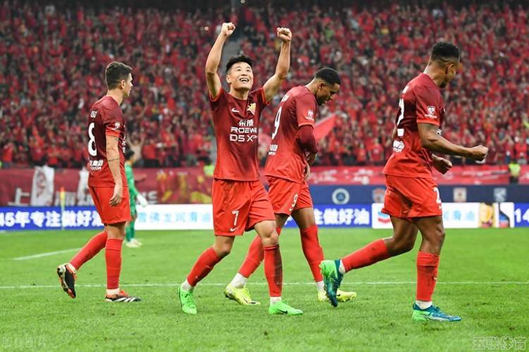 包含赛地聚焦：亚冠集结日热度飙升；毕尔巴鄂竞技刷新队史纪录；球迷炸锅；控场能力受关注的词条-电竞投注